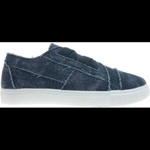 FINAL PRICE NIB Blue Outwoods Slip On Sneakers